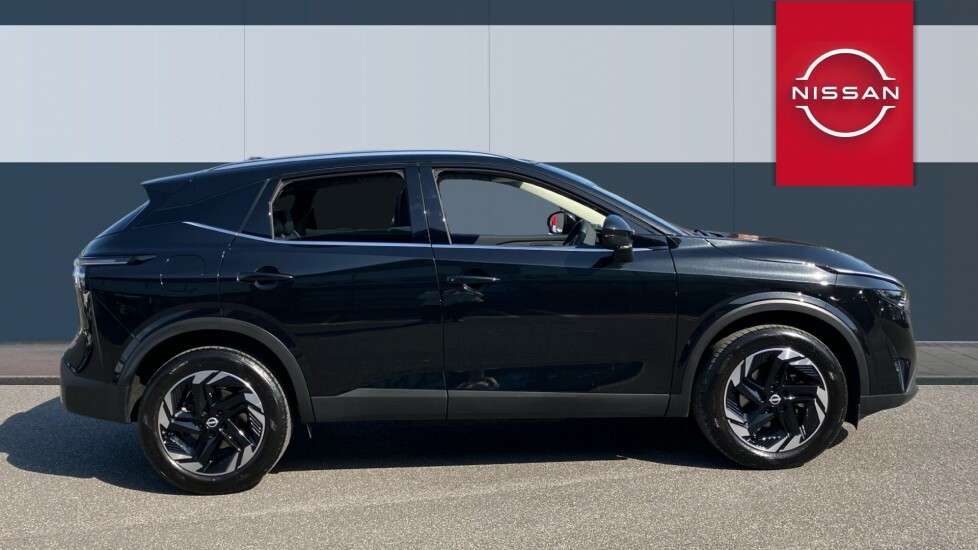 Nissan Qashqai N-connecta OW25TTU Black #5