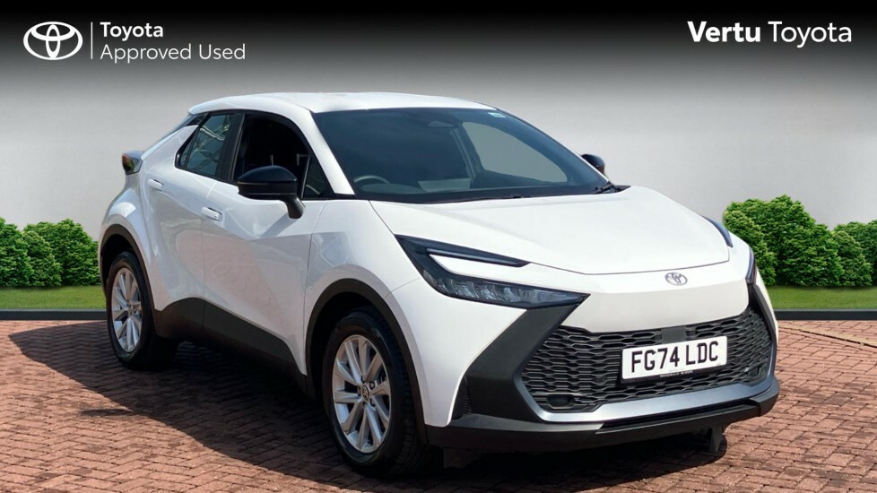 Toyota C-Hr Icon White