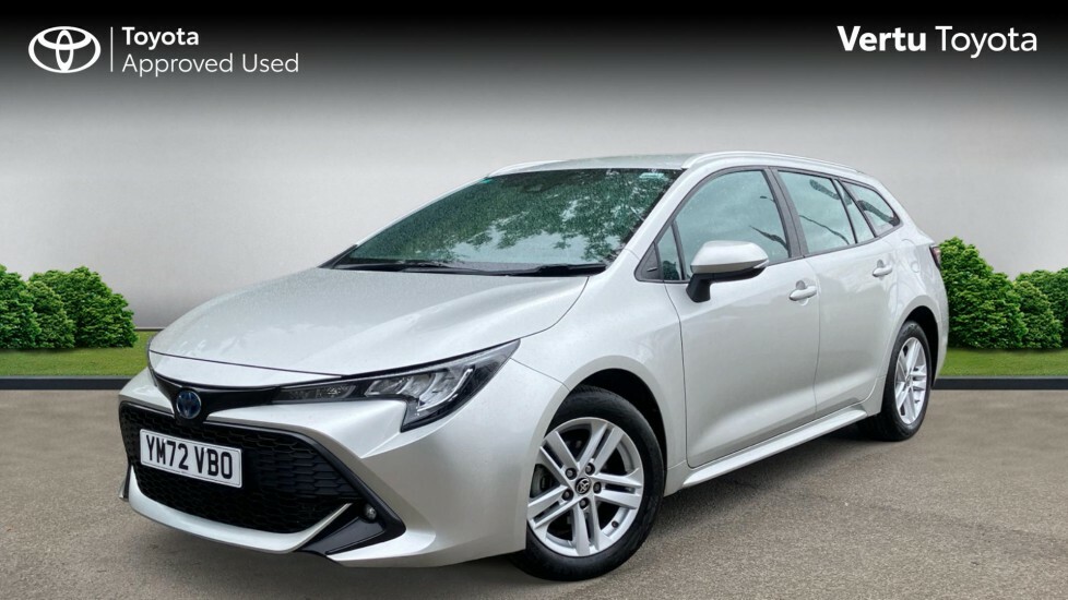 Toyota Corolla Icon White #3