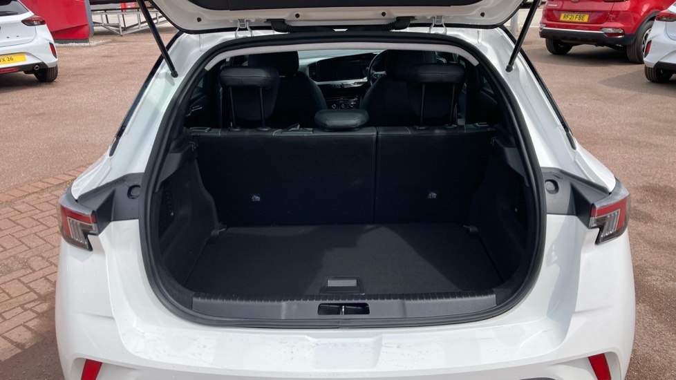 Vauxhall Mokka-e Elite Premium YP72KZB White #4