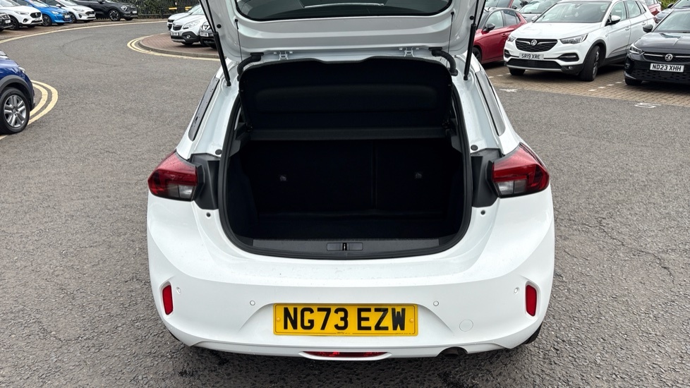 Vauxhall Corsa Design NG73EZW White #4