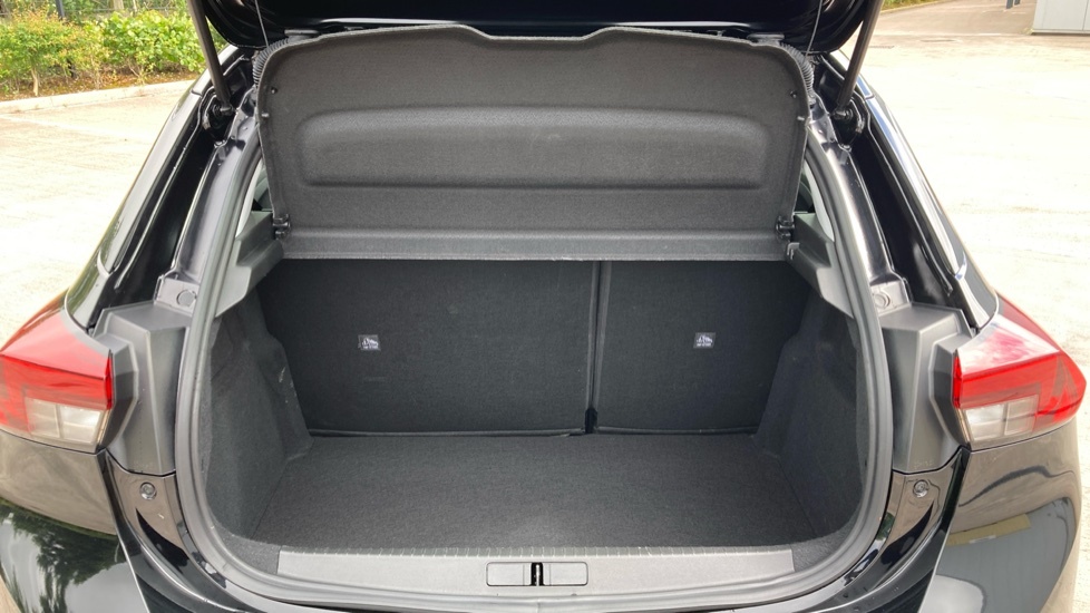 Vauxhall Corsa Design Black #4