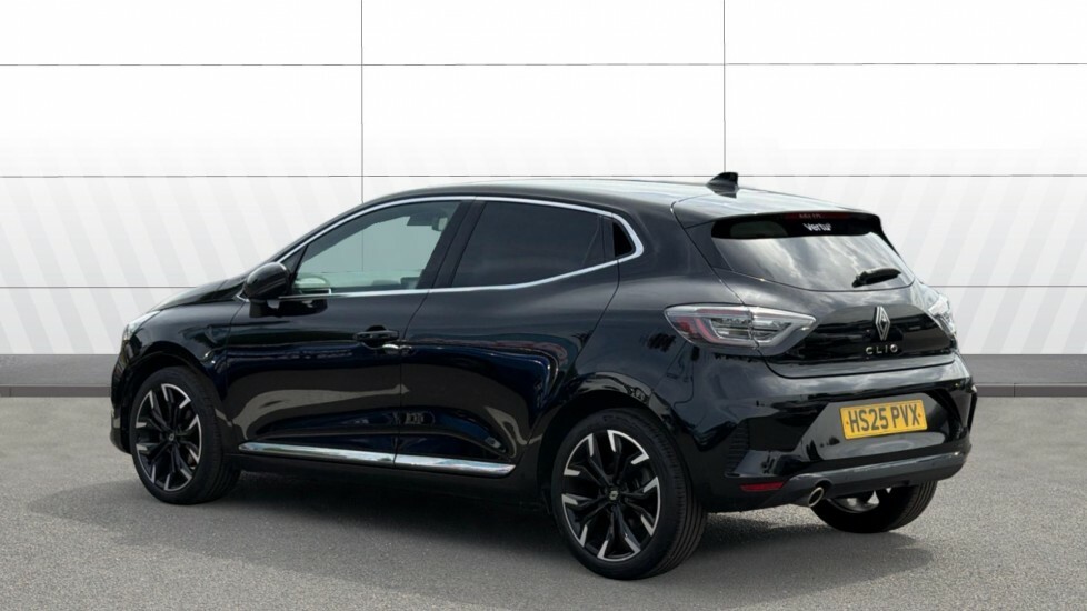 Renault Clio Techno Black #2