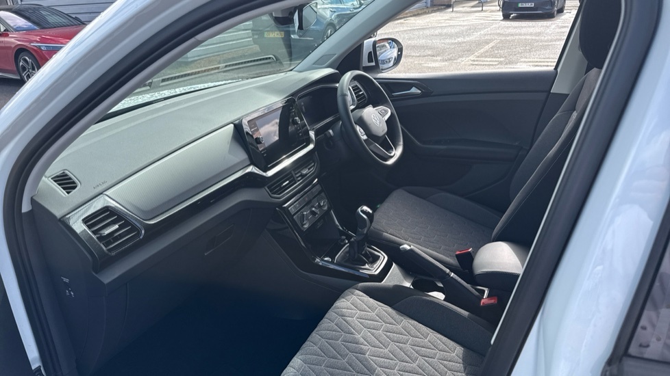 Volkswagen T-Cross Match White #2