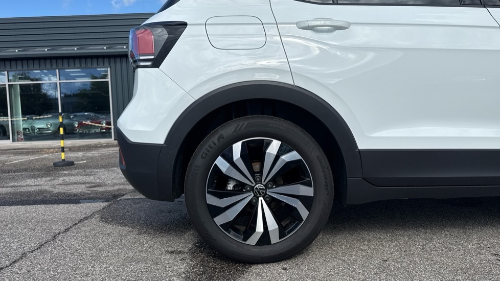 Volkswagen T-Cross Match White #5