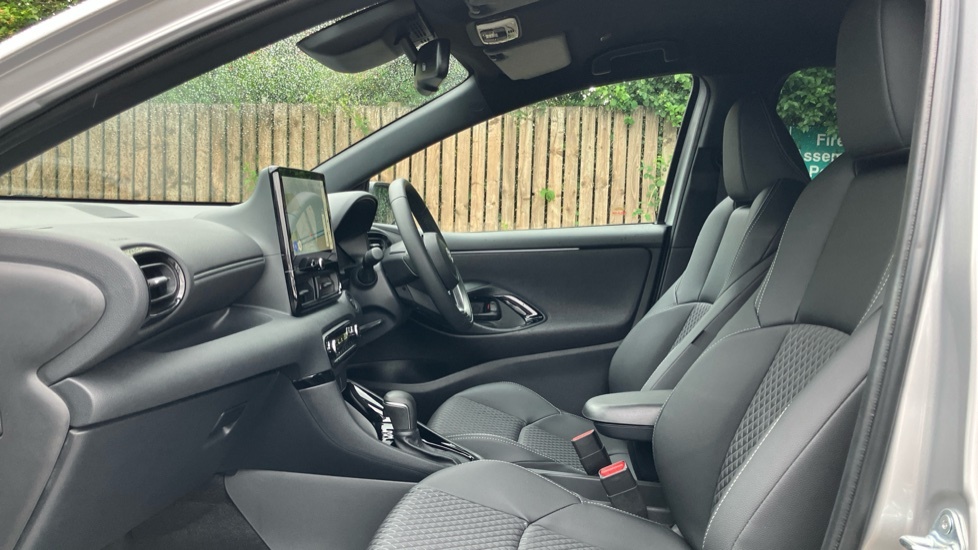 Toyota Yaris Excel Silver #5