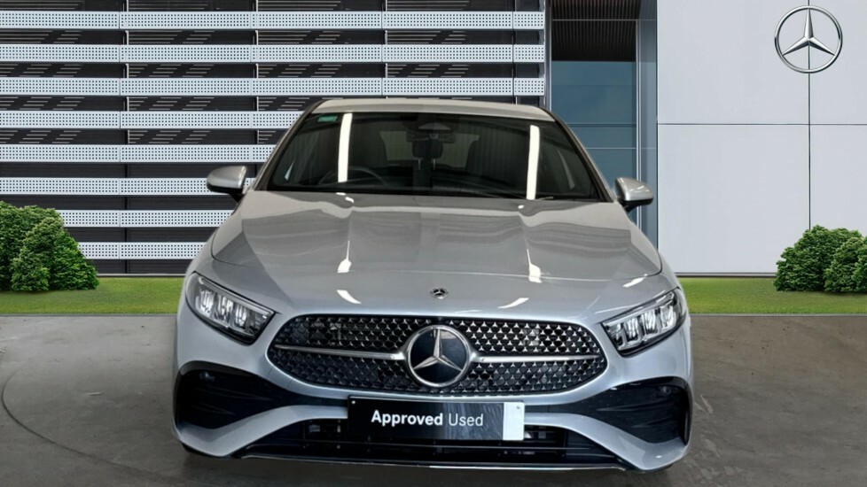 Mercedes-Benz A Class Amg Line OU24WWV Silver #3