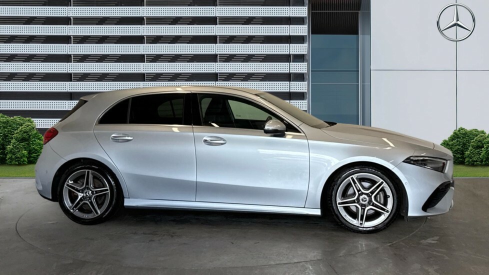 Mercedes-Benz A Class Amg Line OU24WWV Silver #5
