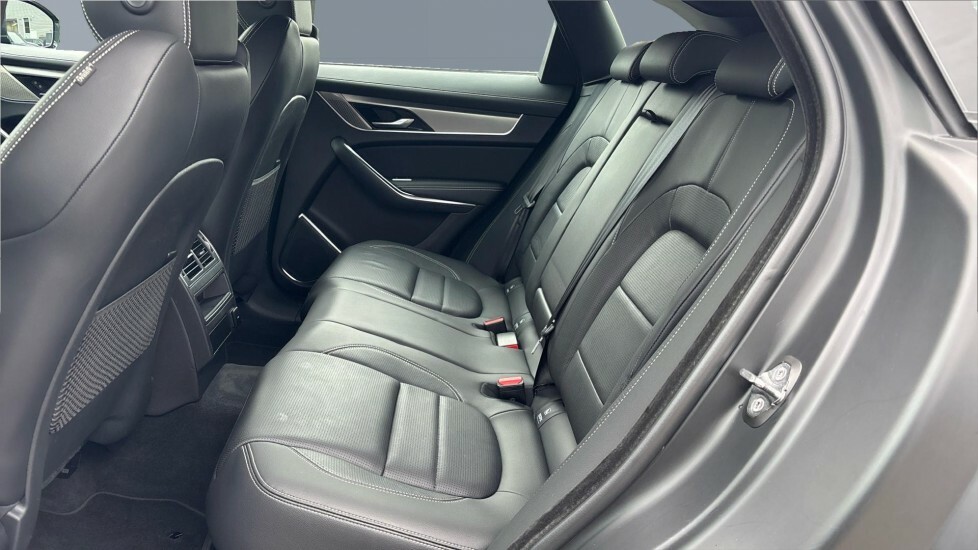 Jaguar F-Pace R-dynamic S YB22YWG Black #4