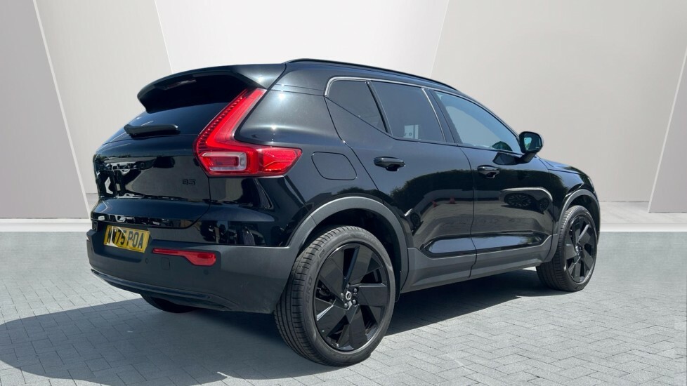 Volvo XC40 Plus Black Edition MW75POA Black #2