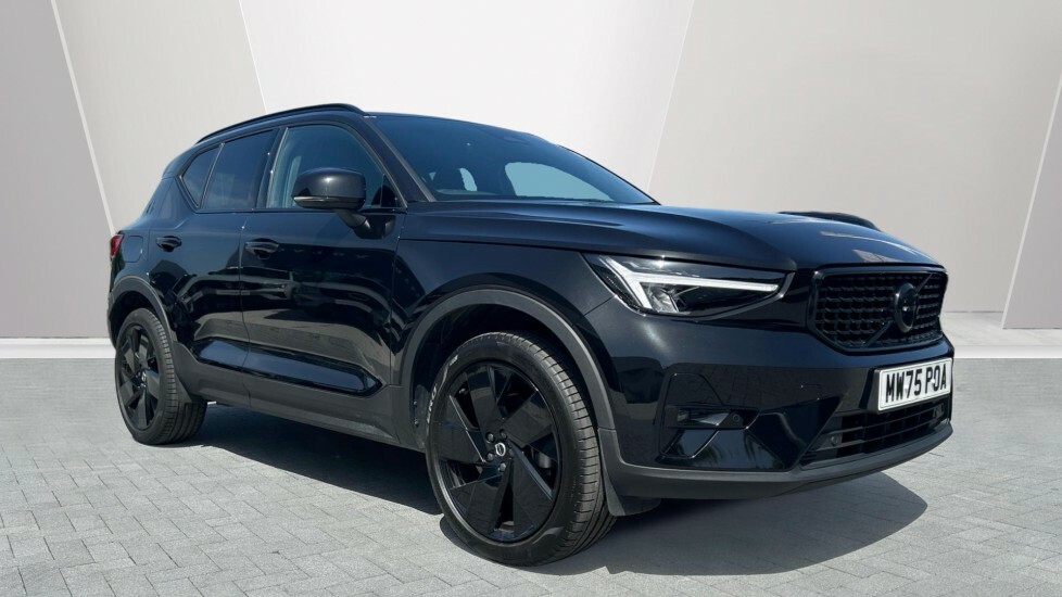 Volvo XC40 Plus Black Edition Black