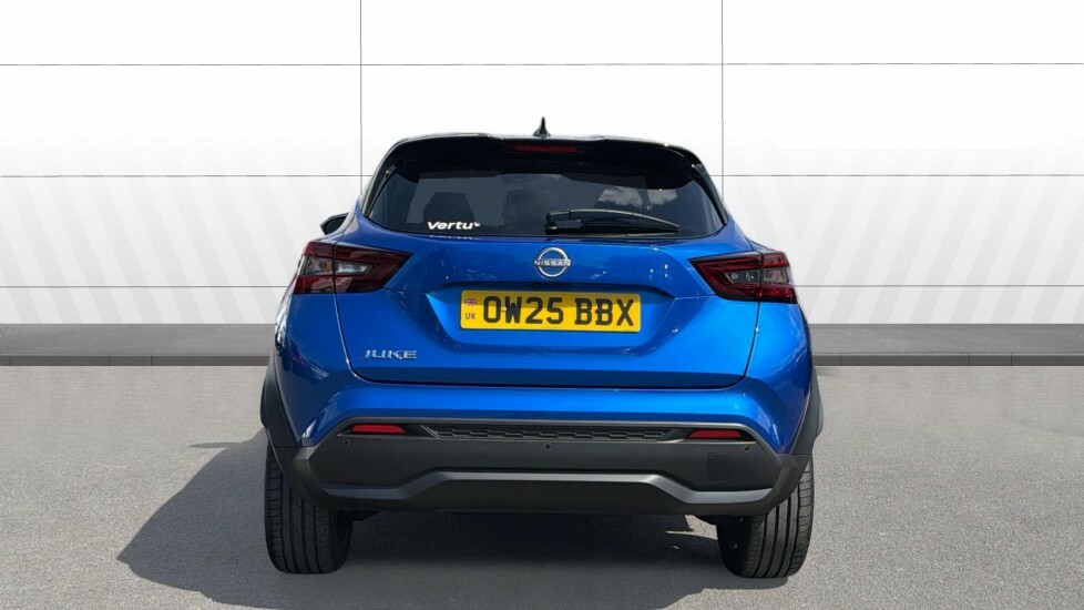 Nissan Juke Tekna Blue #6