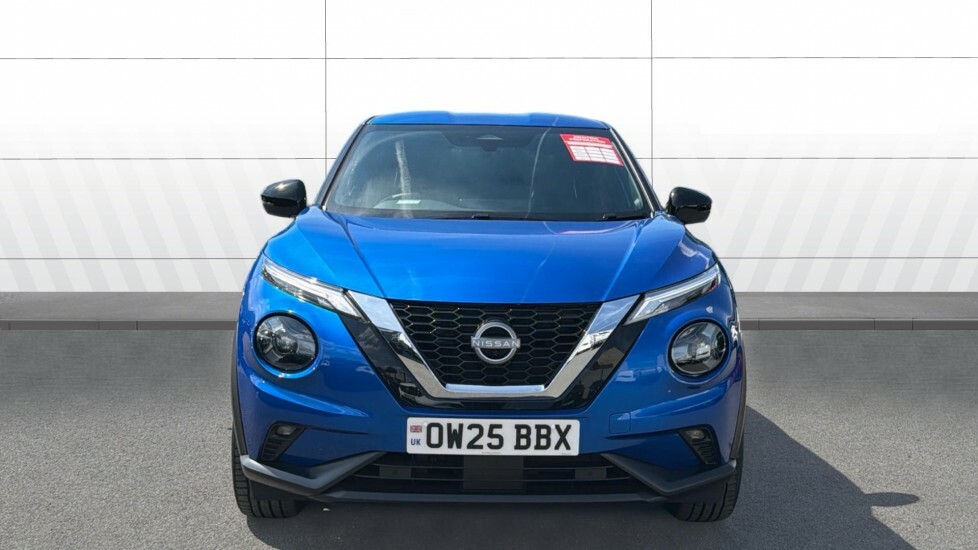Nissan Juke Tekna Blue #3