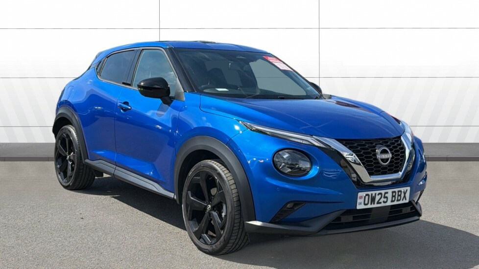 Nissan Juke Tekna Blue