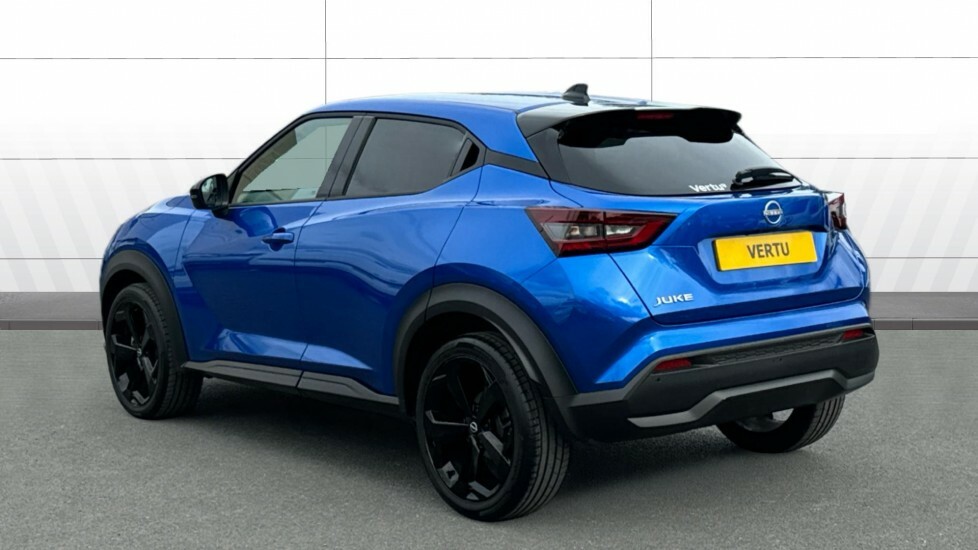Nissan Juke Tekna Blue #2