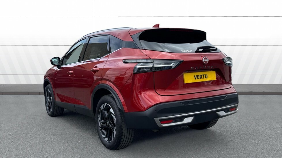 Nissan Qashqai N-connecta OW25YHB Red #2