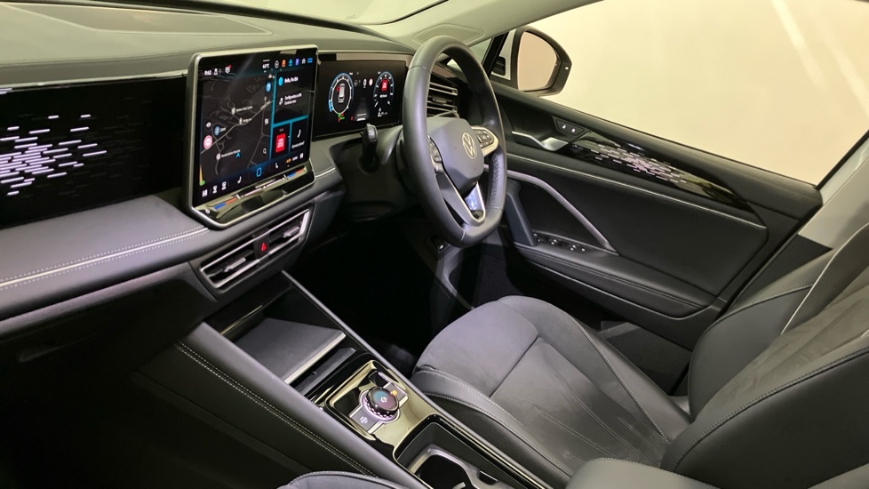 Volkswagen Tiguan Elegance VO75NNL White #2