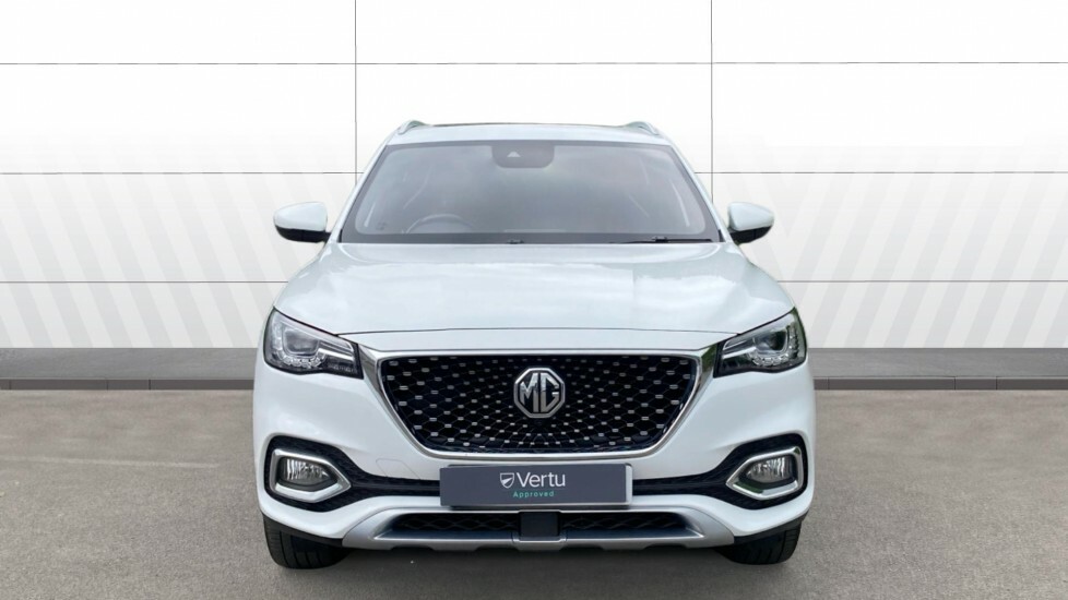 MG HS Exclusive White #3