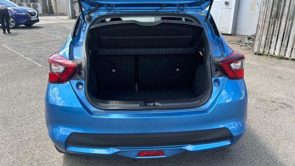 Nissan Micra Tekna Blue #4