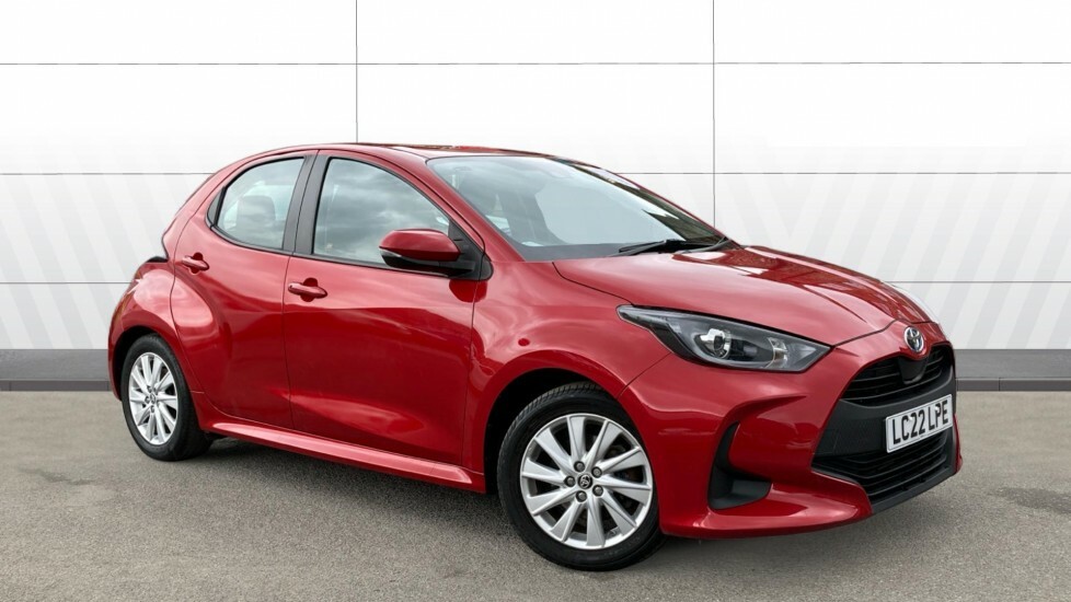 Toyota Yaris Icon Red