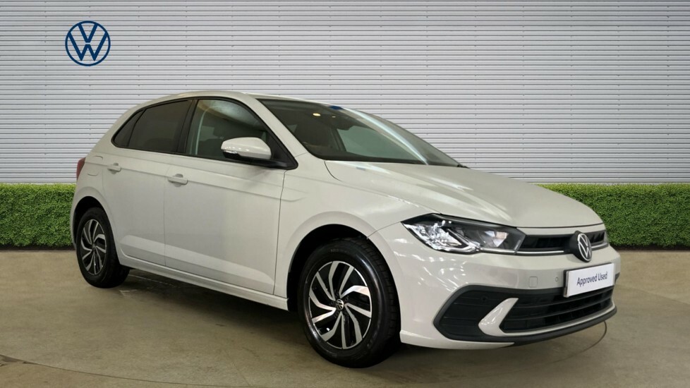 Volkswagen Polo Life Grey