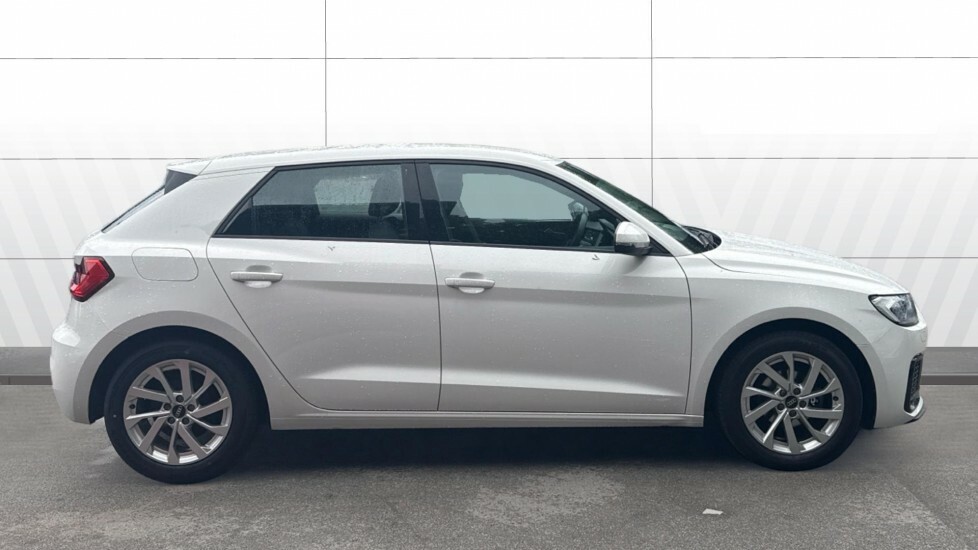 Audi A1 Sport LL72WNC White #5