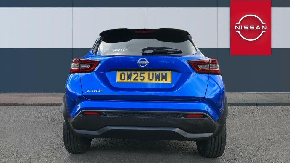 Nissan Juke Tekna Blue #6