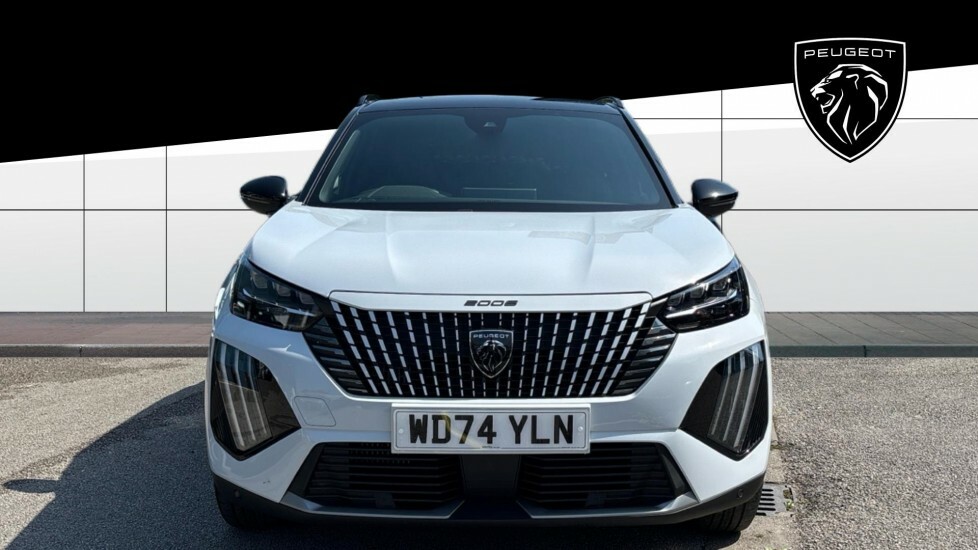 Peugeot 2008 Gt White #3
