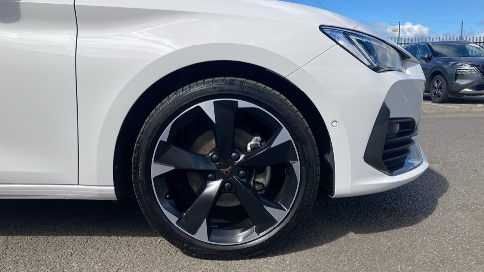 Cupra Leon V1 DE24WNU White #5