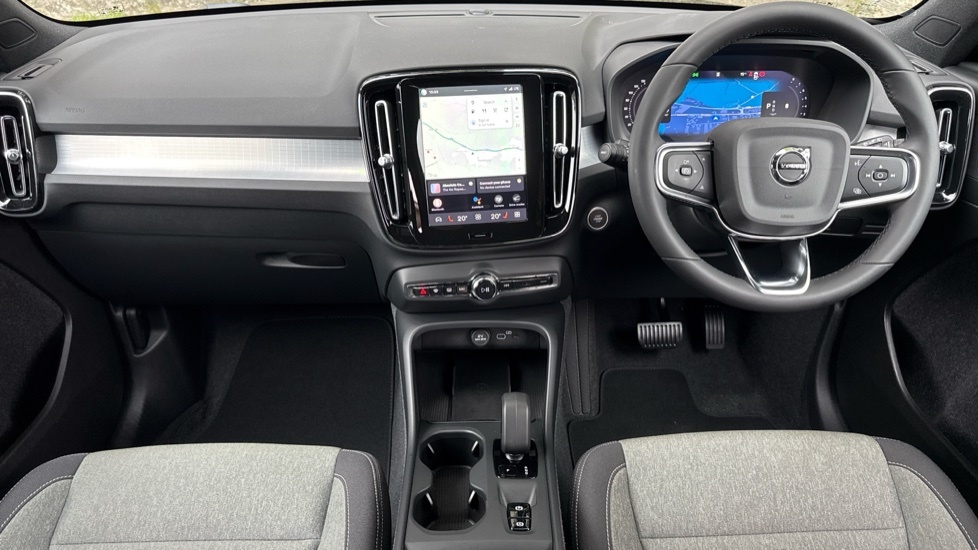 Volvo XC40 Core Black #5
