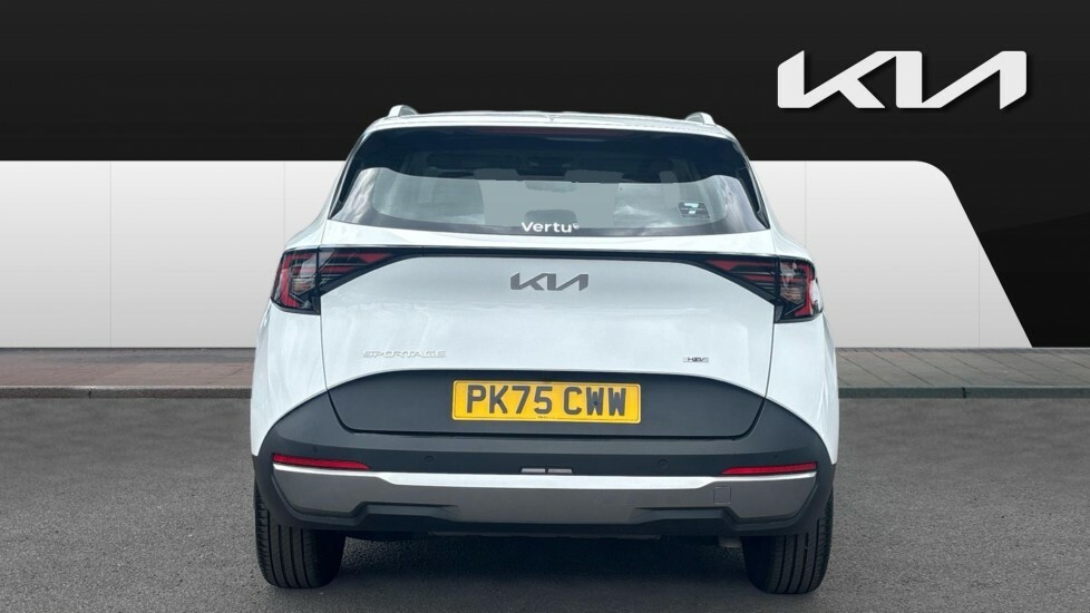 Kia Sportage Pure White #6