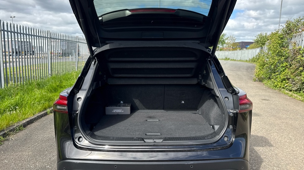 Nissan Qashqai Tekna Black #4