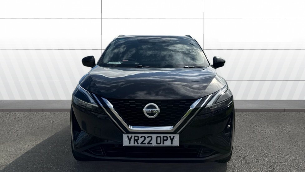 Nissan Qashqai Tekna Black #3