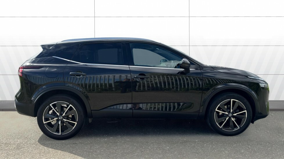 Nissan Qashqai Tekna Black #5