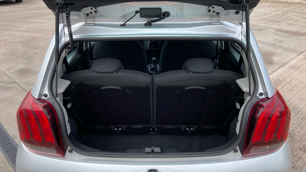 Peugeot 108 Active Silver #4