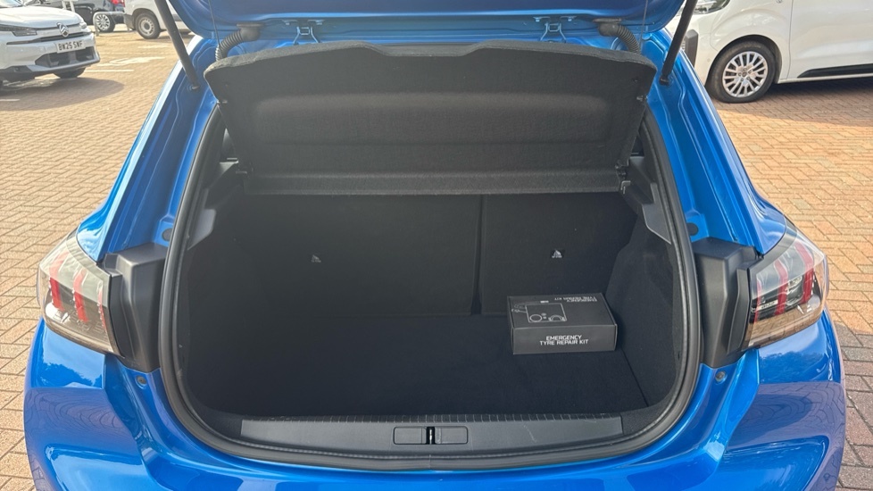 Peugeot 208 Allure Blue #4
