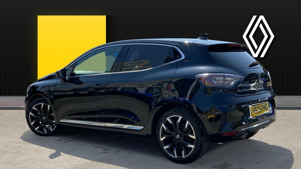 Renault Clio Techno Black #2