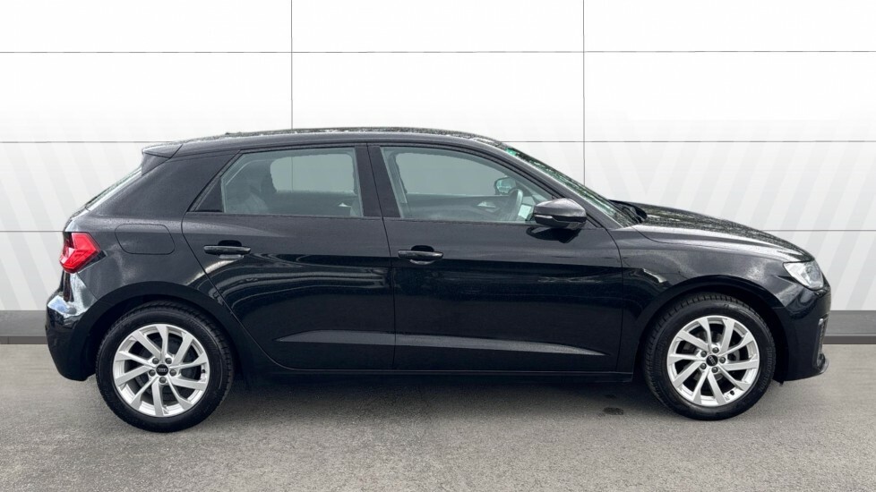Audi A1 Sport Black #5