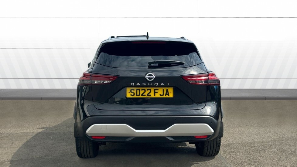 Nissan Qashqai Tekna Black #6