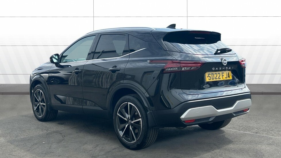 Nissan Qashqai Tekna Black #2