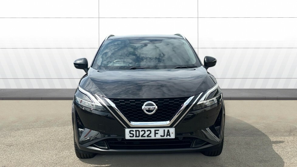 Nissan Qashqai Tekna Black #3