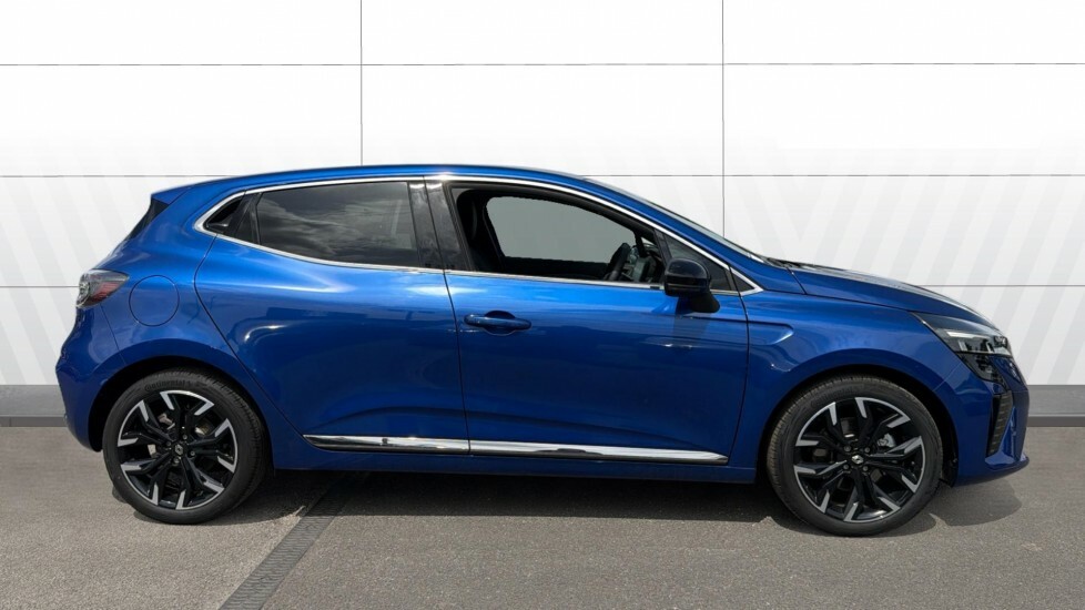 Renault Clio Techno Blue #5