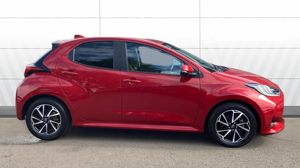 Toyota Yaris Design Red #5