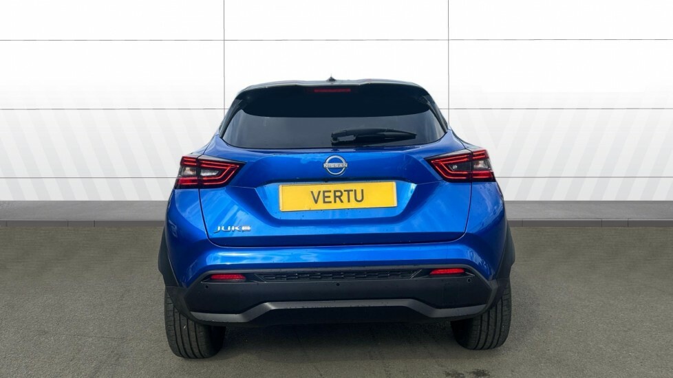 Nissan Juke Tekna Blue #6