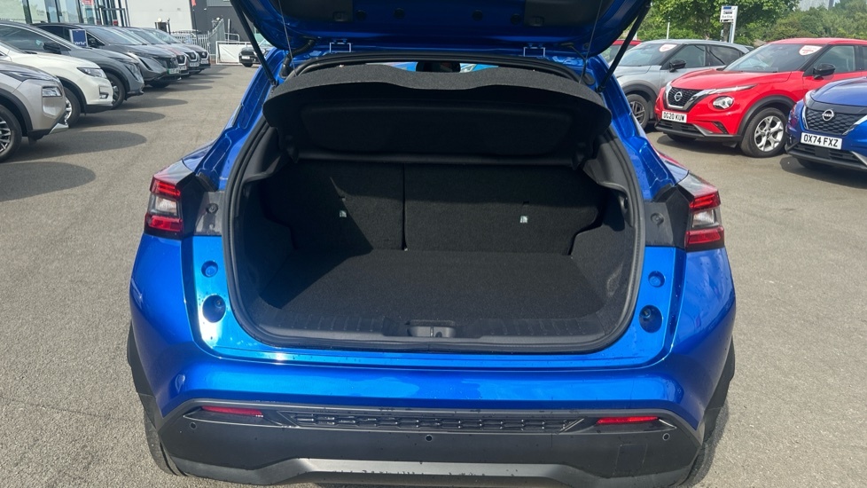Nissan Juke Tekna Blue #4