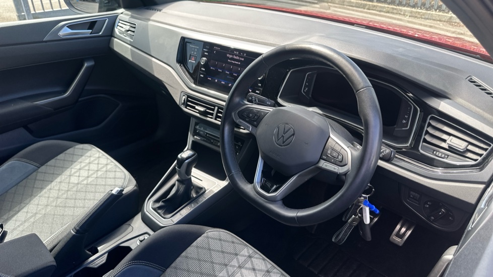 Volkswagen Taigo R-line Red #6