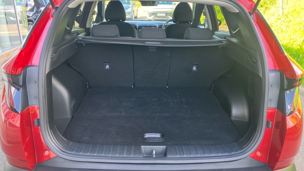 Hyundai Tucson Premium Red #4