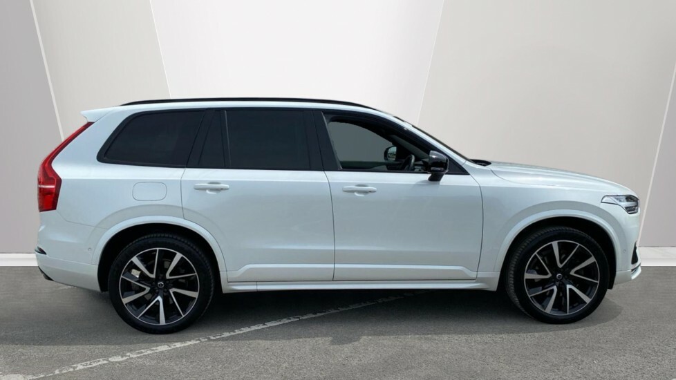 Volvo XC90 Plus White #3