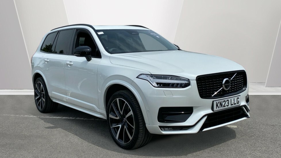 Volvo XC90 Plus White
