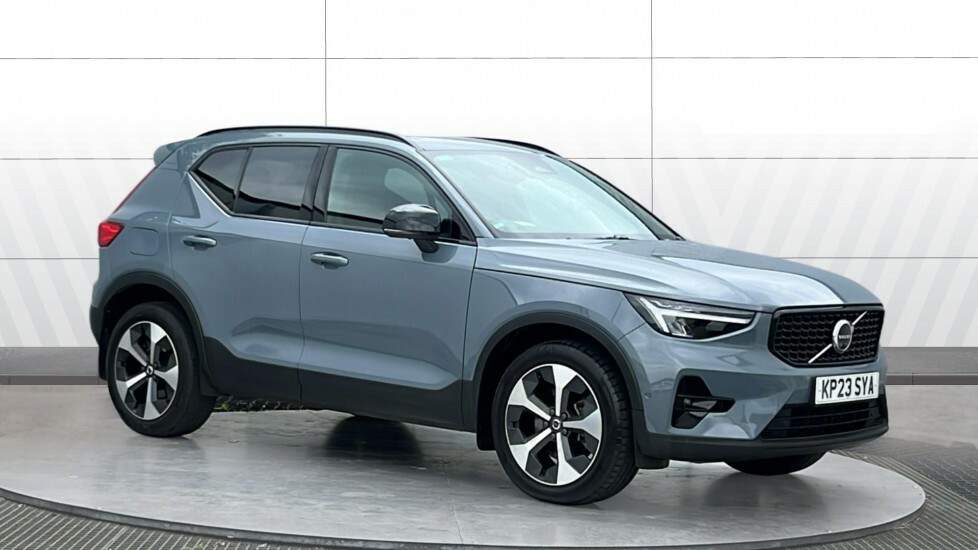 Volvo XC40 Plus Grey